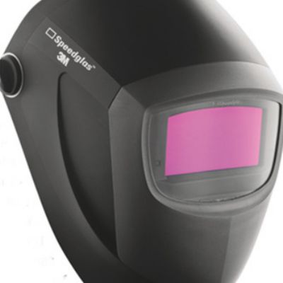 Sleek Welding Helmet with Improved Optics