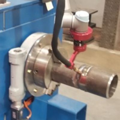 AI-Powered Pipe-Welding System Incorporates Cobot