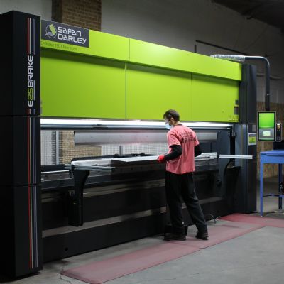 Sheet Metal Fabricator Adds Servo-Electric Safan D...