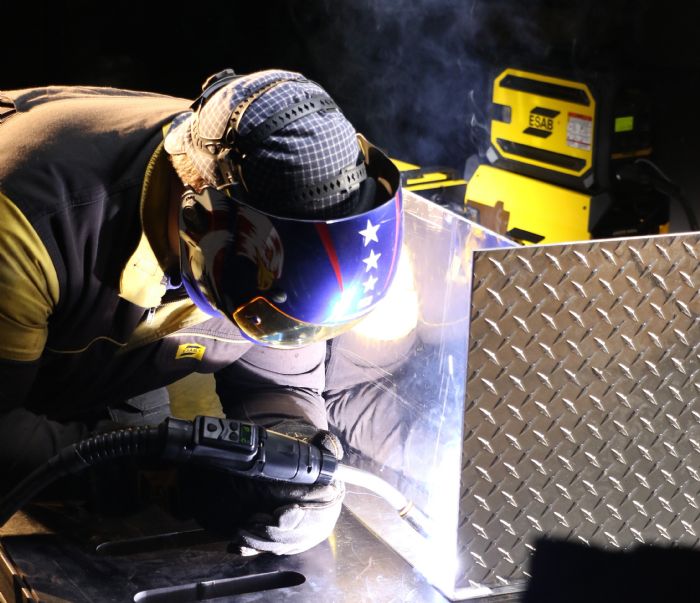 1-Welding Well-arc-welding-ESAB-Precision-Drive