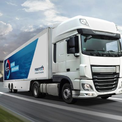 Bosch Rexroth Conducting Connected-Hydraulics Roadshow