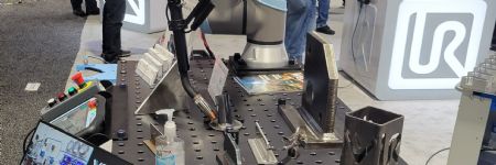 Water-Cooled Cobot Welding Tool for Heavy-Duty Use