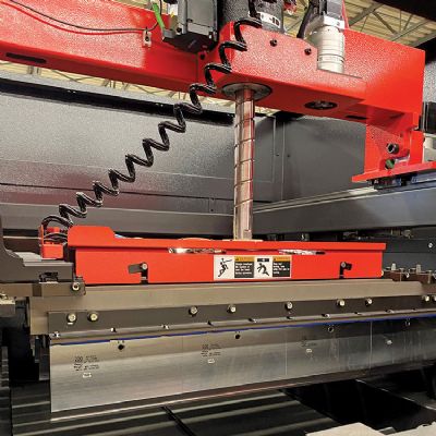 Press Brake’s Automatic Tool Changer