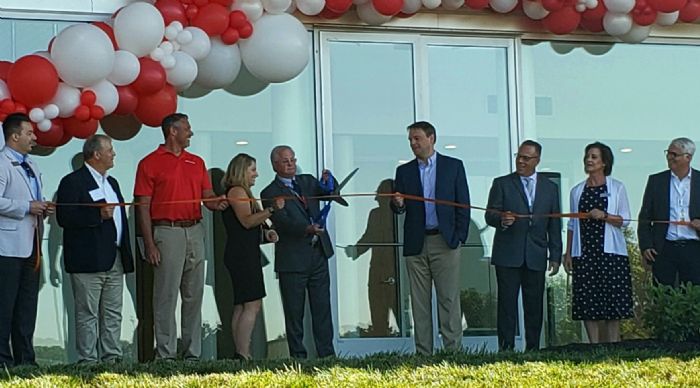 Salvagnini-ribbon-cutting