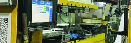 Press-Control Retrofit Streamlines Robot Integration