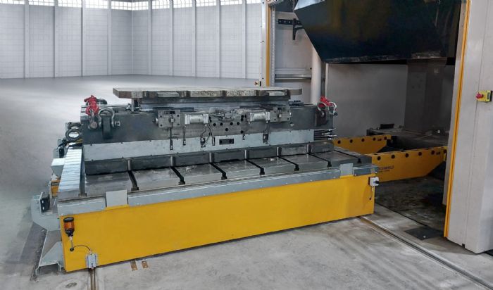 Roemheld-FABTECH-2024-die-transport-cart-quick-die-change-heavy