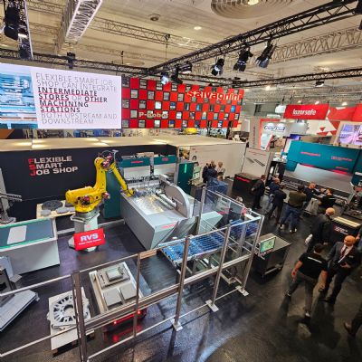 Flexible, Smart Job Shop Fosters Dynamic Workflows
