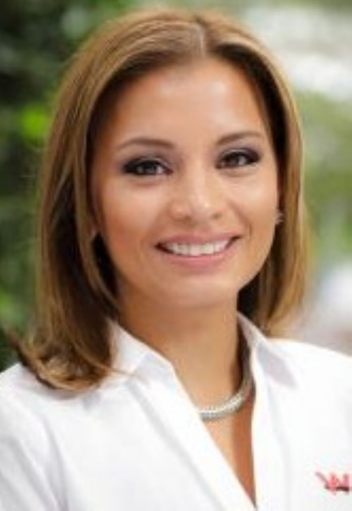 elisabeth-weissenrieder-bannis-weiss-aug