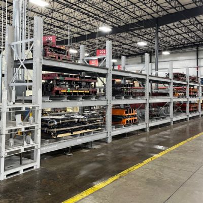 Die Racking Clears Pressroom Clutter
