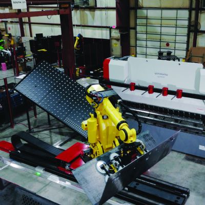 Robotic Press Brake Relieves Bottleneck