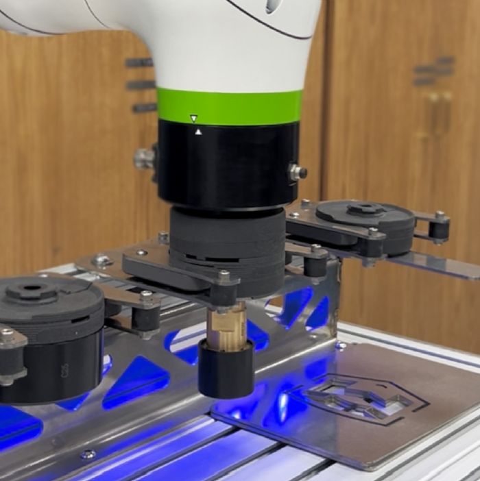 Industrial-Magnetics-RoboMag-quick-tool-change-FABTECH-Preview-2025