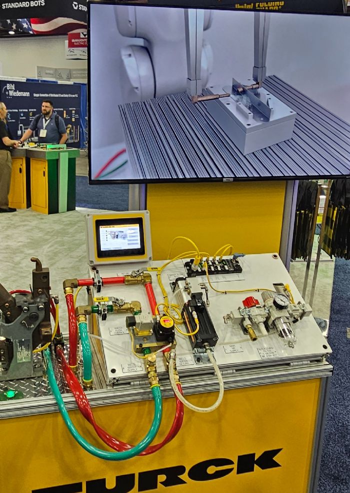 Turck-Automate-spot-welding-cooling-water-detection