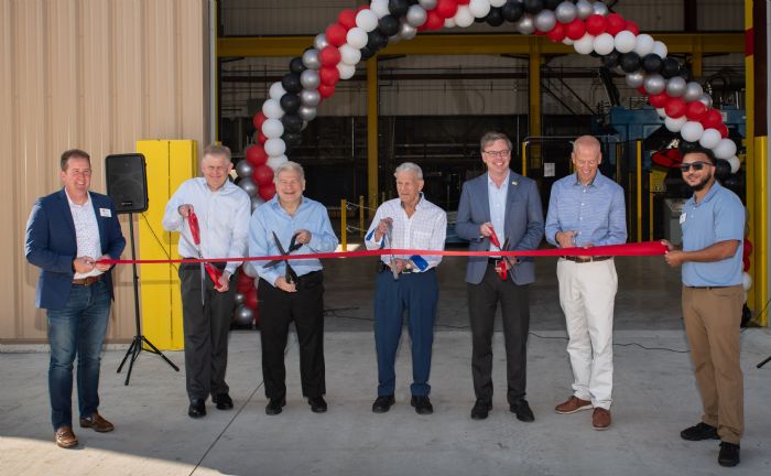 steel-warehouse-leveling-cut-to-length-line