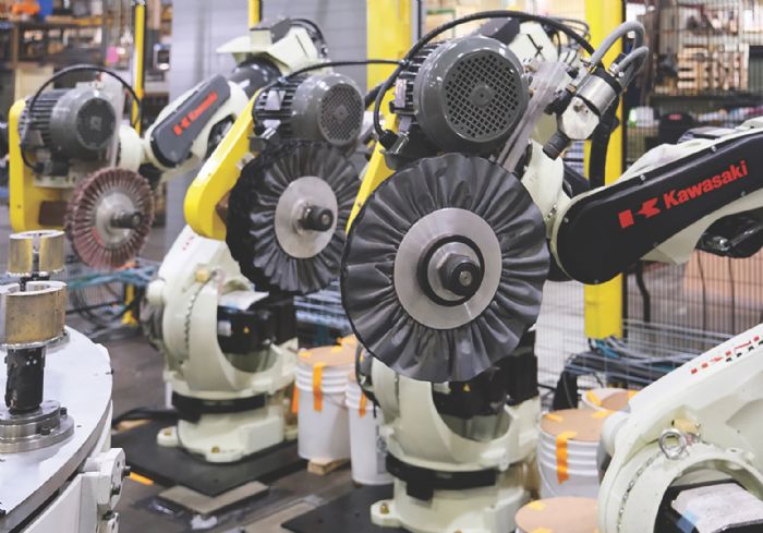 Hammond-Roto-Finish_KawasakiRobotWithTooling