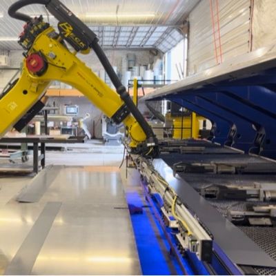 Custom Robotic Sheet Metal Folder