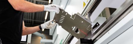 Fast, Efficient and Smart Press Brakes
